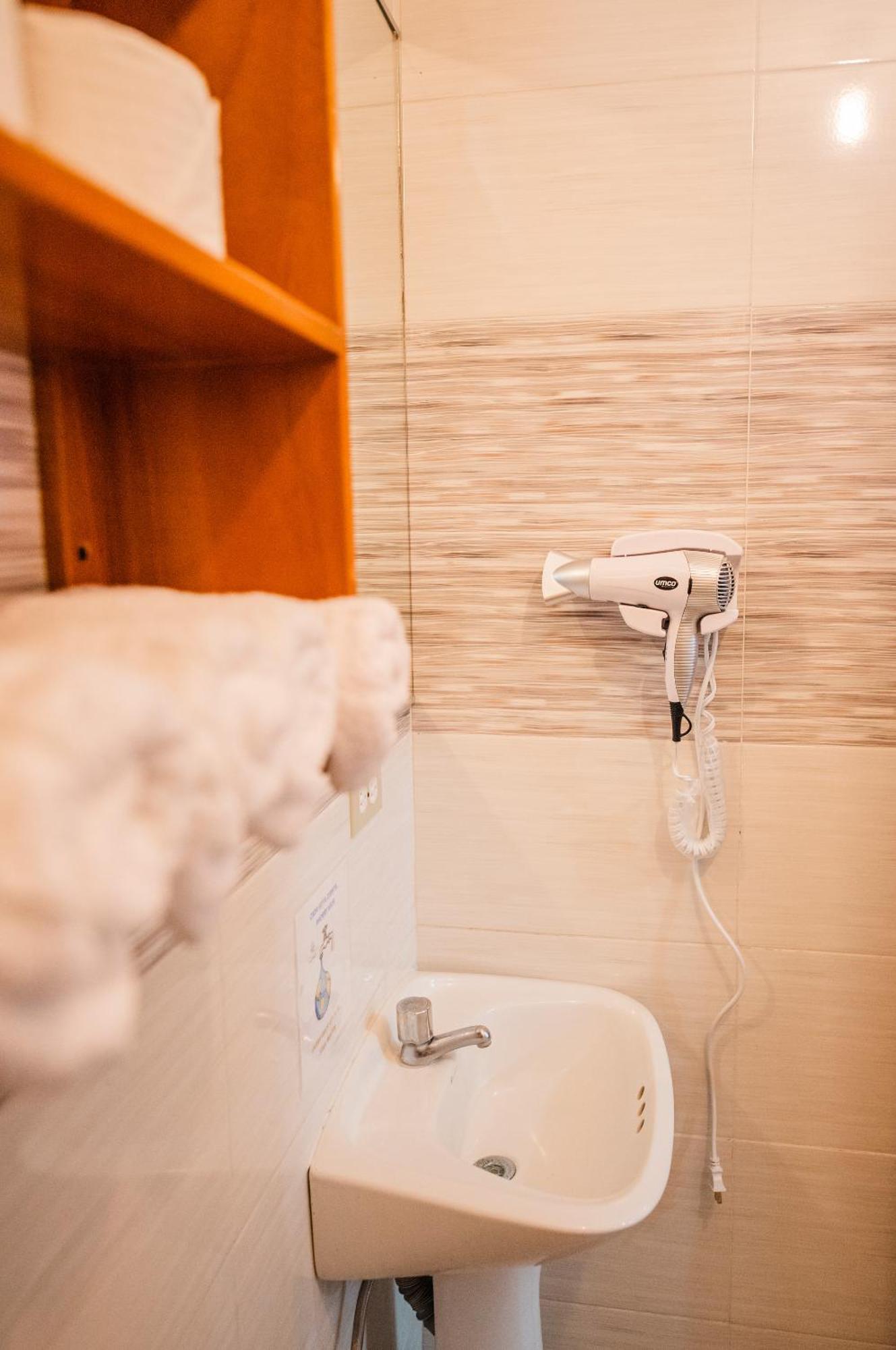 Suites En El Centro Puerto Ayora  Dış mekan fotoğraf