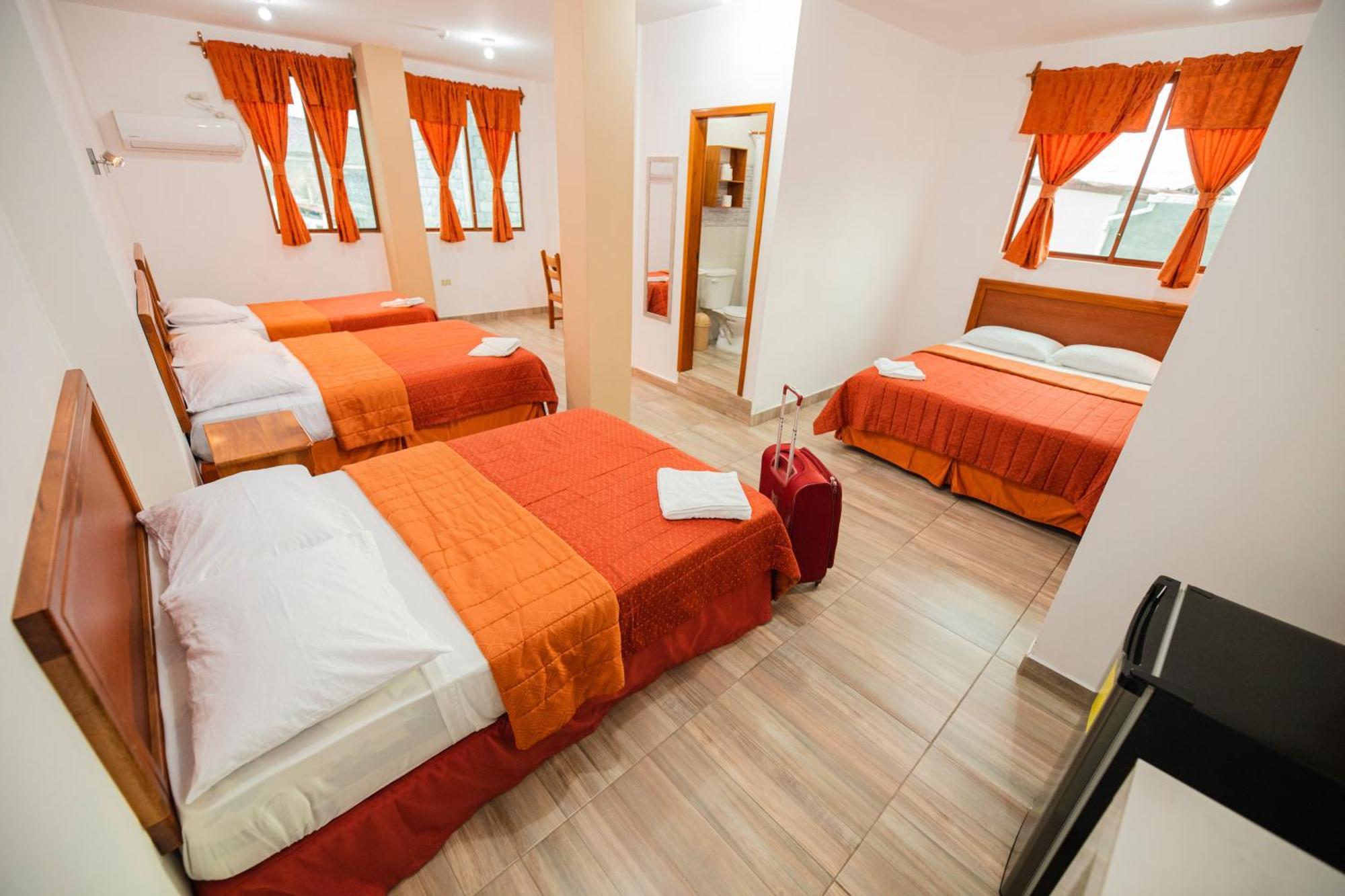 Suites En El Centro Puerto Ayora  Dış mekan fotoğraf