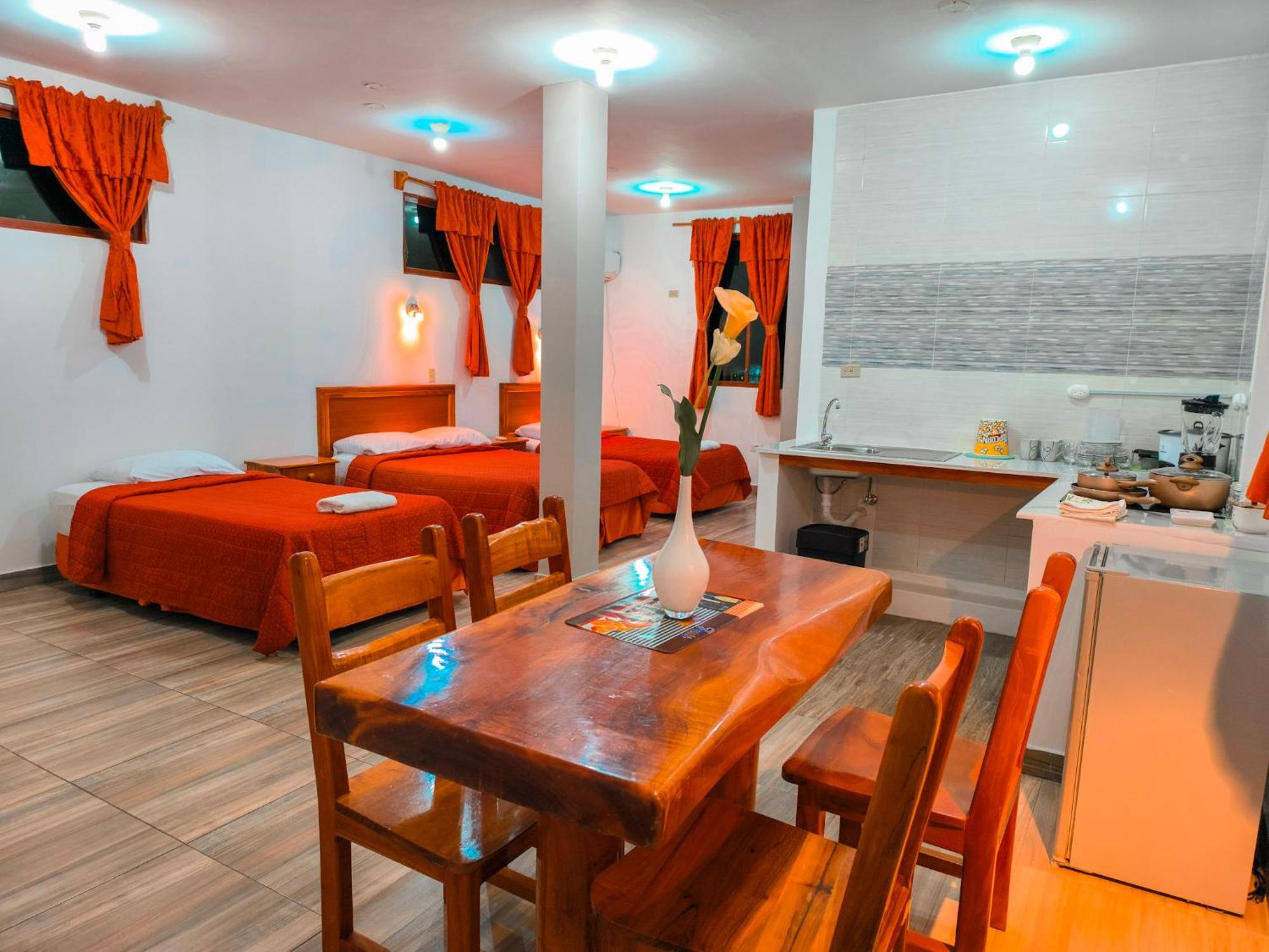 Suites En El Centro Puerto Ayora  Dış mekan fotoğraf